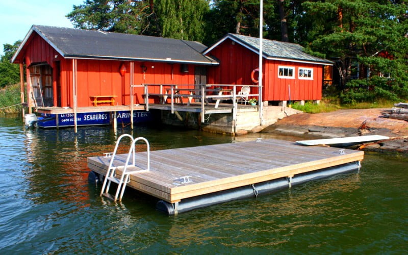 Marinetek Mustekala, putkiponttoonilaituri